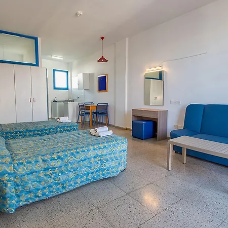 Green Bungalows Hotel Apartments Айя-Напа