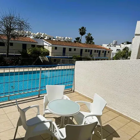 Green Bungalows Hotel Apartments Апарт-готель