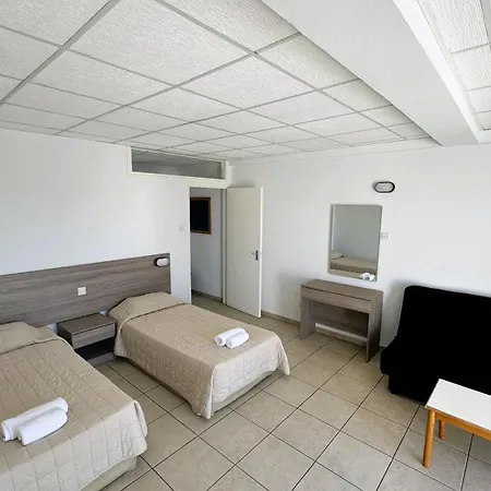 Апарт-готель Green Bungalows Hotel Apartments 3*