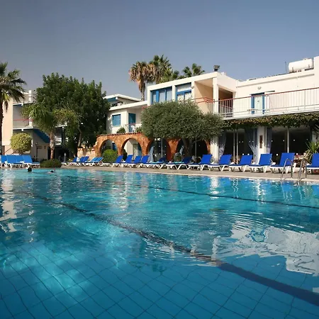 Апарт-готель Green Bungalows Hotel Apartments Айя-Напа