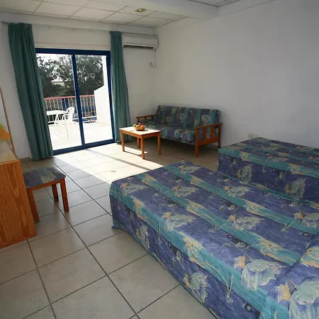 Green Bungalows Hotel Apartments Айя-Напа