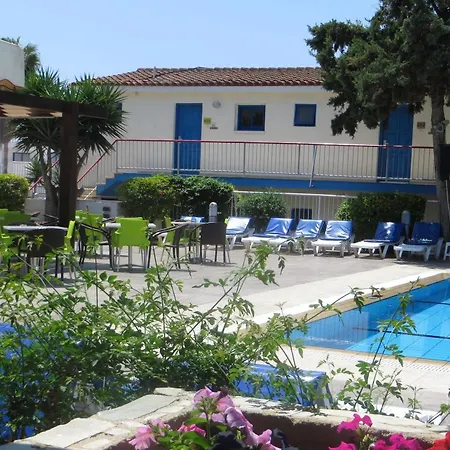 Green Bungalows Hotel Apartments Айя-Напа